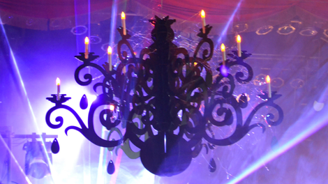 Illustration for article titled Flat Pack LED Chandelier Is the Easiest Way to Turn Your Home Into Your Castle